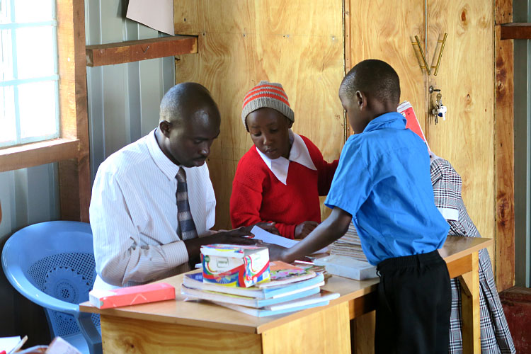 Neue Grundschule Kenya 7
